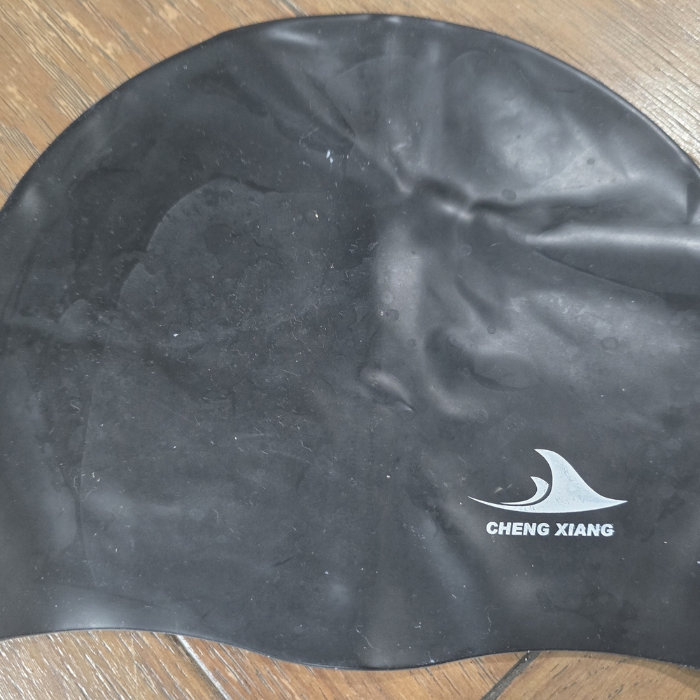 Cheng Xiang Black Swim Cap